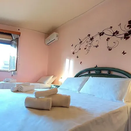 Myrea House Holiday home *
